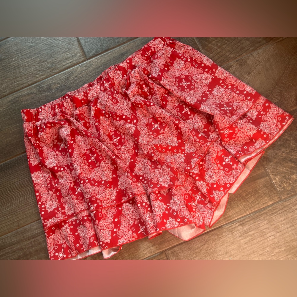SHEIN Red Paisley Print Shorts